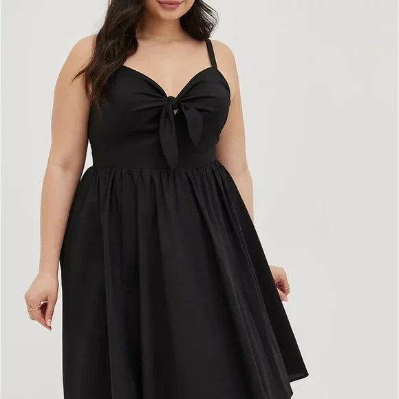 NWT Torrid Poplin Tie Front Skater Dress Smocked Black Plus Size 1 1X H12802 - Picture 3 of 12